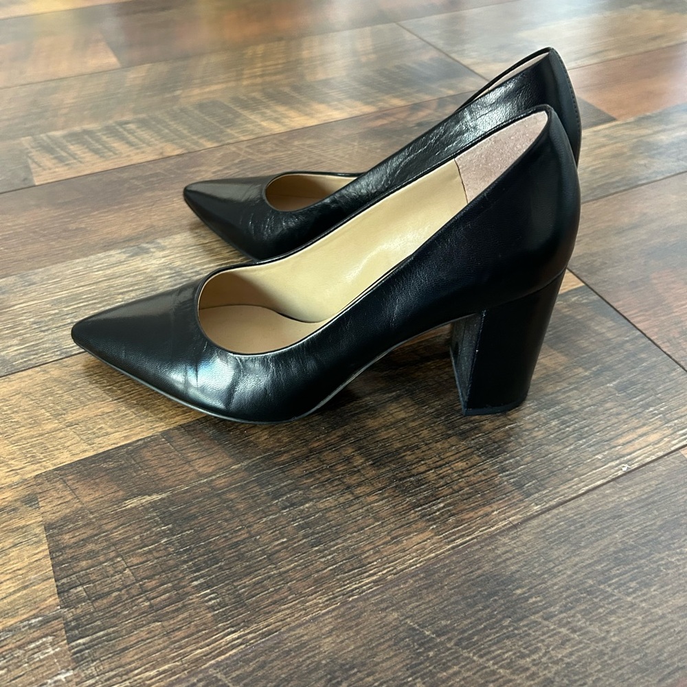 Franco Sarto Black Leather Pointed Toe Block Heel Pumps